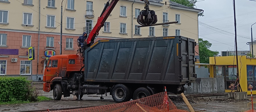 Услуги ломовоза в Ленинградской области