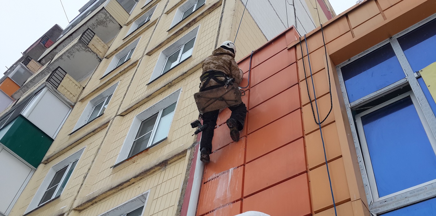 Услуги промышленных альпинистов для высотных работ в Санкт-Петербурге